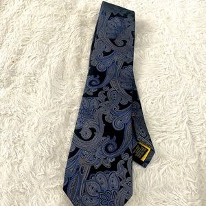 Donald J. Trump Signature Collection Silk Tie